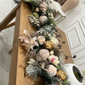 Gold and Cream Holiday Garland with Elegant Accents